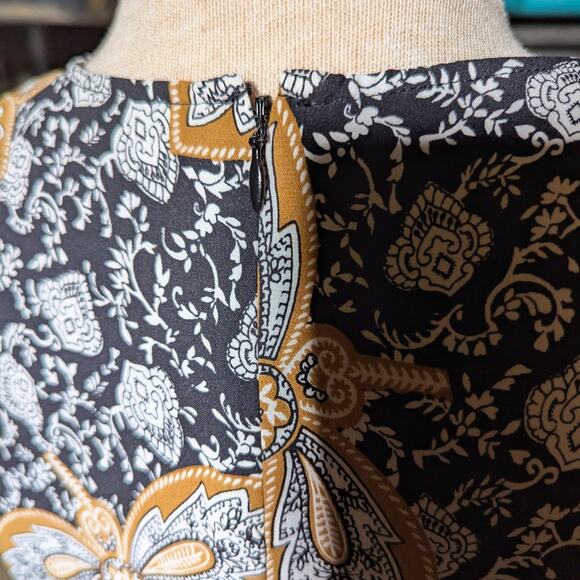 A.L.C. Trixie Black Beige Paisley Floral Bell Sleeve 100% Silk Mini Dress Sz 4 - Picture 4 of 7